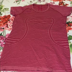 Lululemon top size m